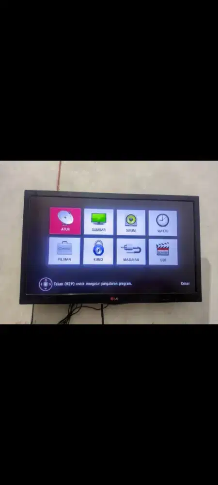 TV LG 26 INCHI ANALOG MULUS NO MINUS