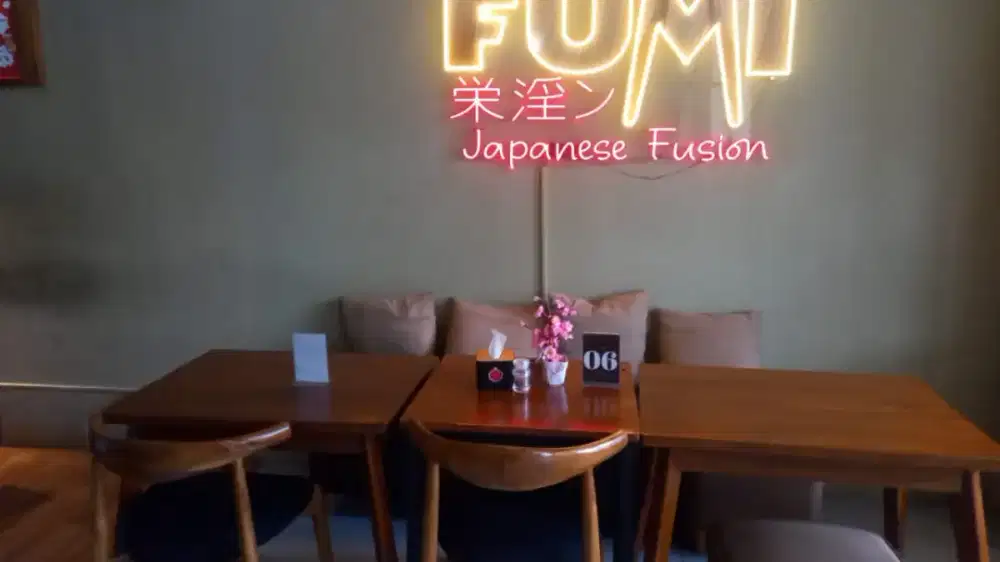 Dijual cepat barang usaha restoran