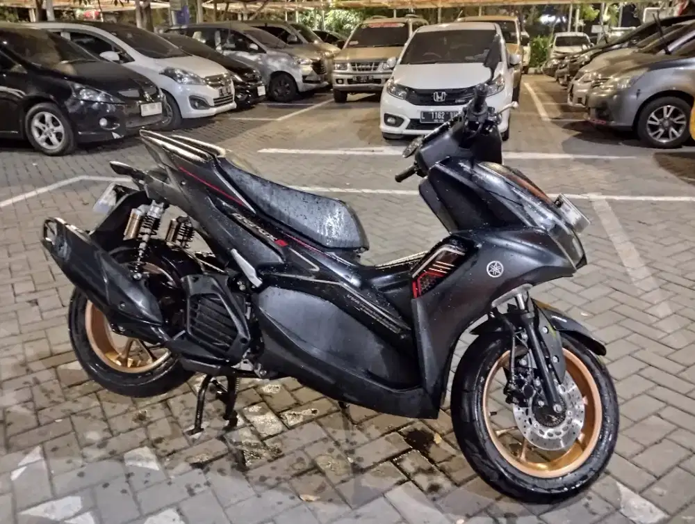 Yamaha Aerox connected 2023 ABS