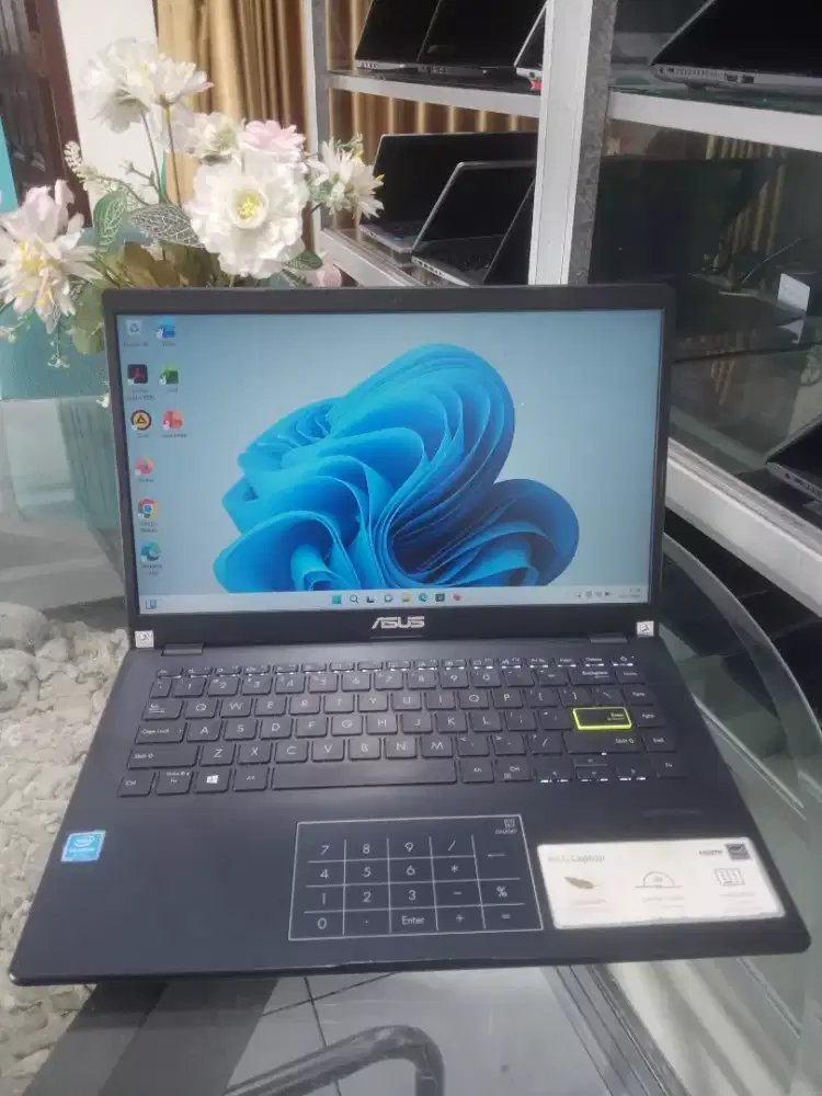 Laptop Asus Vivobook E410K Intel N4500 Ram 4 Ssd 256 Backlight Keyboar