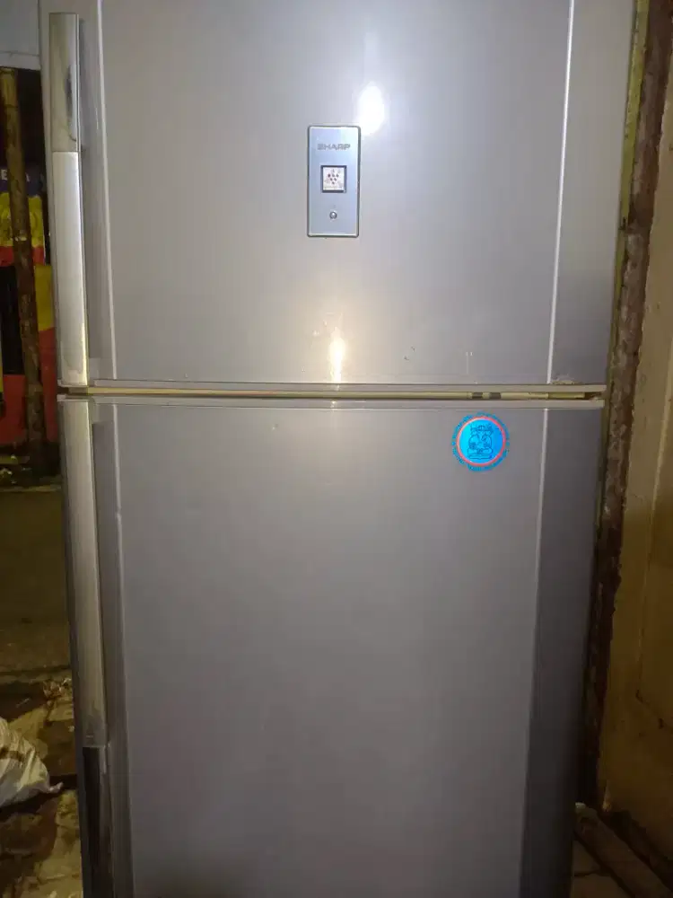 Jual kulkas 2 pintu jumbo, Merc Sharp ionezer barang masih mulus