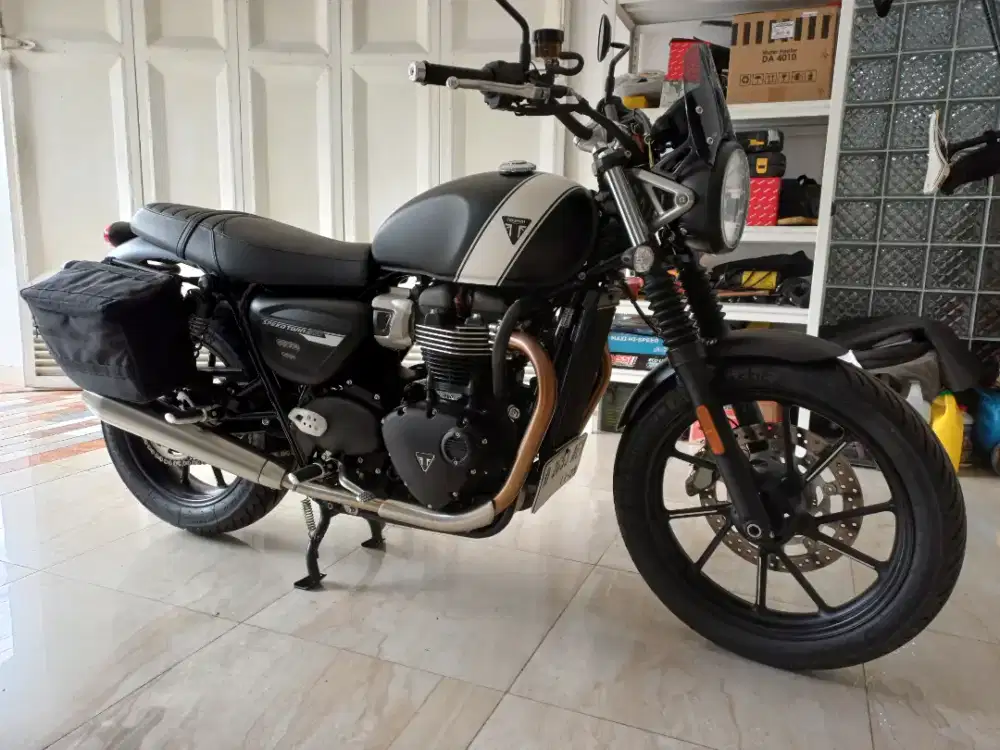 TRIUMPH Speed Twin 900cc Km 900 Kilo