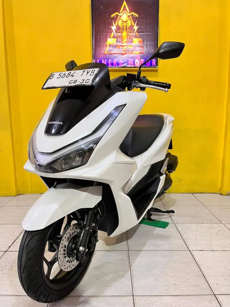 HONDA NEW PCX 160 CBS TAHUN 2025 CASH & CREDIT