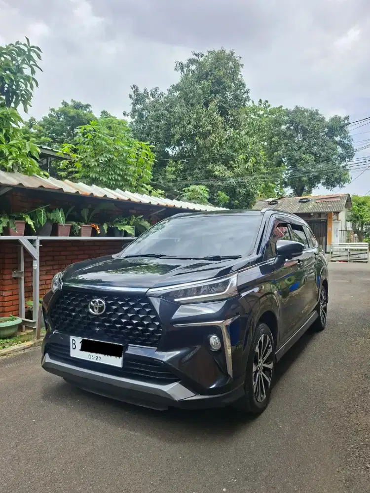 (Harga Cash) VELOZ Q AT NIK 2022 HITAM