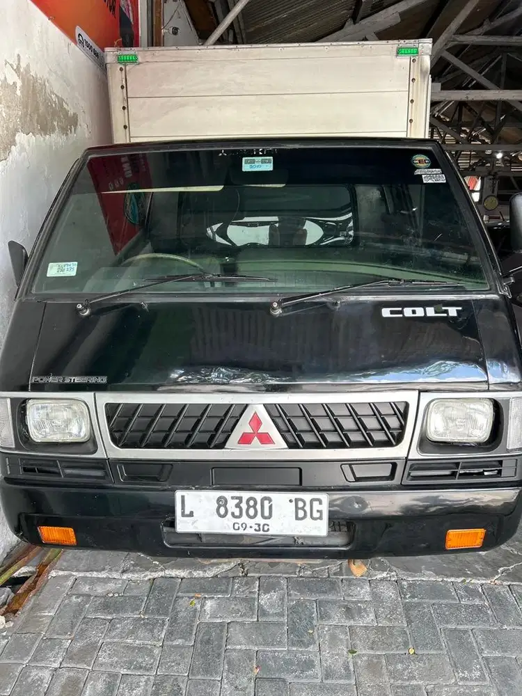 Mitsubishi L300 Box th 2010