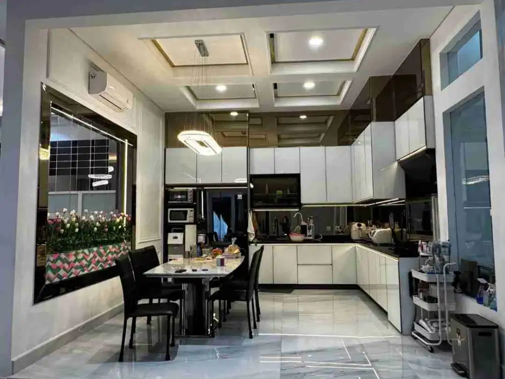 DIJUAL Cepat Rumah Mewah Modern di Artha Gading Villa.