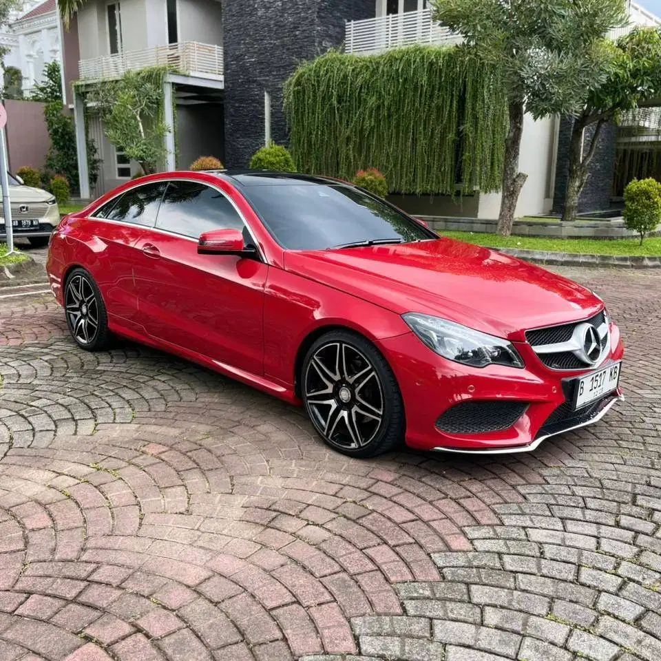 Mercy E200 CGI Coupe AMG Line 2014 FAVORIT ANTIK DP Minim km rendah