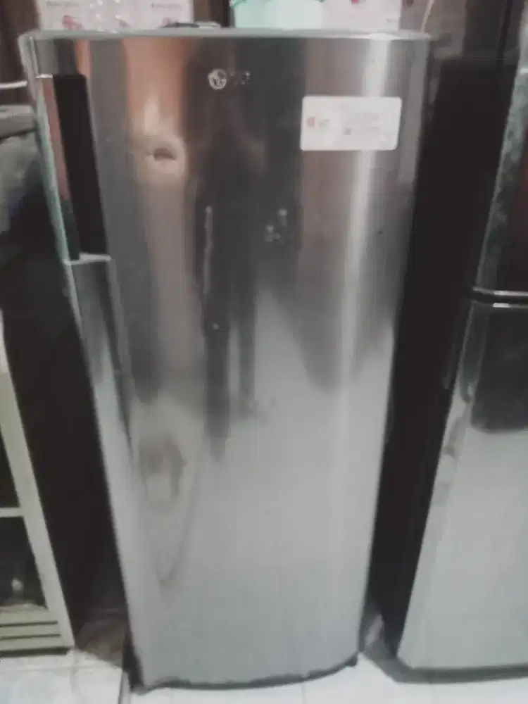 Freser LG 6 rak cepet beku