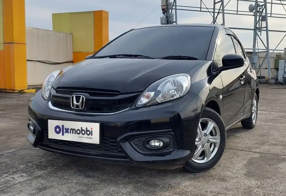 TERMURAH Honda Brio Satya 1.2 E Bensin-AT Hitam 2018