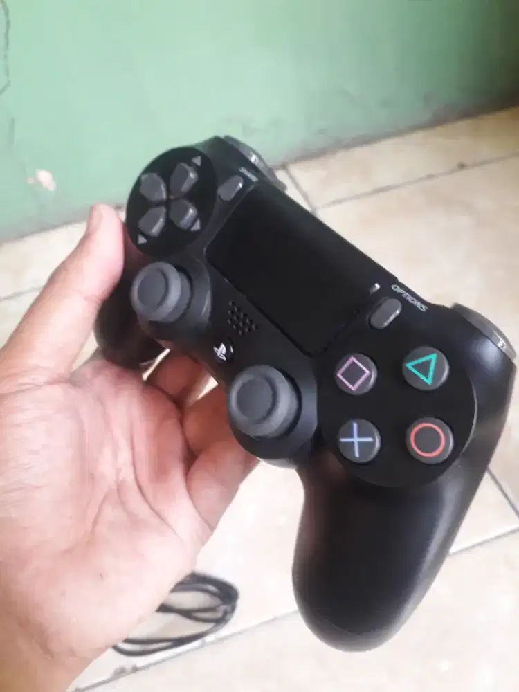 Stik PS4 ori mesin light bar normal mulus tangerang poris