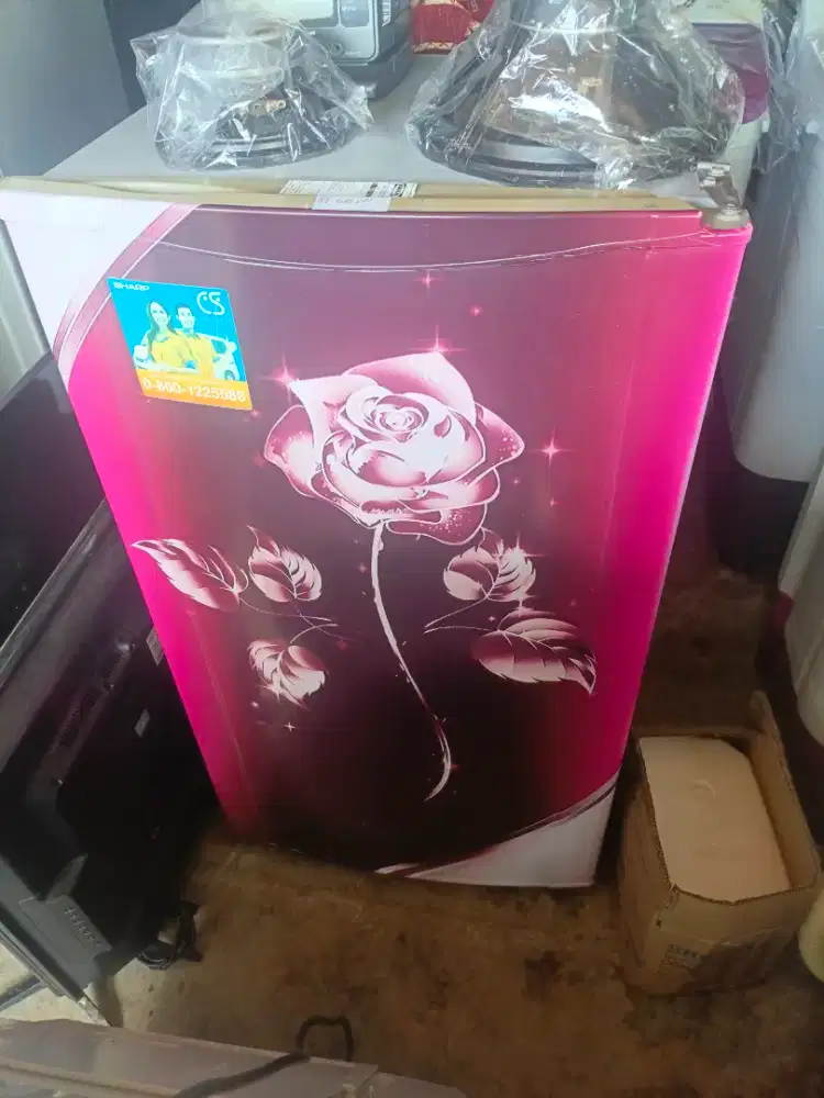 Di jual kulkas satu pintu barang normal bagus