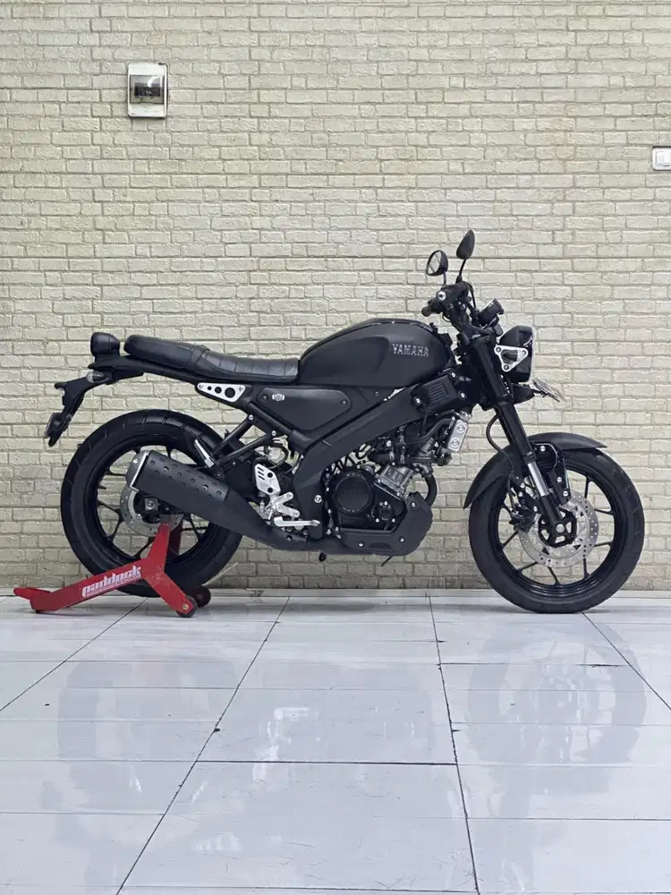 Warna Favorit! Yamaha XSR155 2022 Matte Black