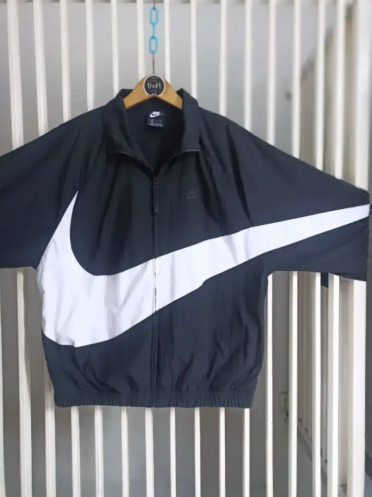 WINDBREAKER NIKE BIG SWOOSS