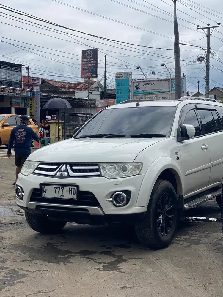 PAJERO SPORT DAKAR MATIC 2014