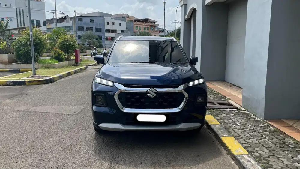 Km19rb suzuki grand vitara gx hybrid 2023 biru sunroof tgn pertama