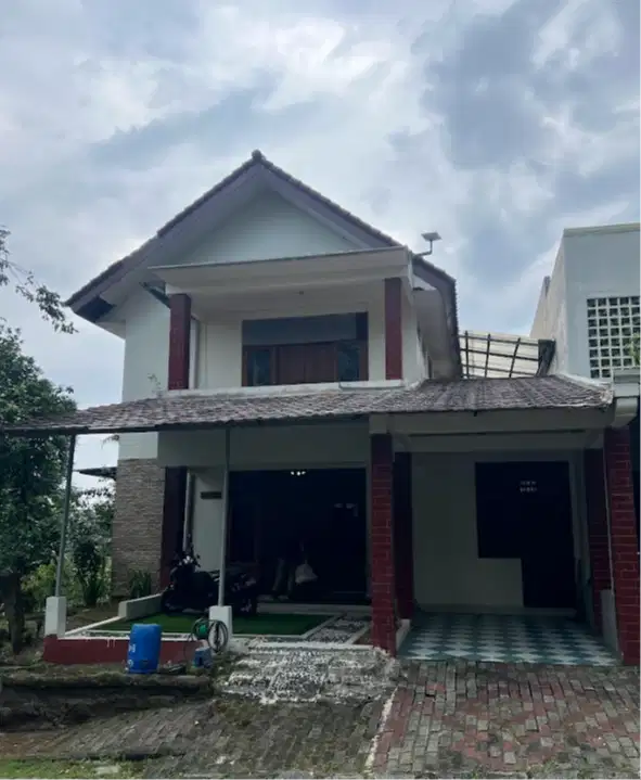 Dijual Rumah Hook 2 lantai di Griya Tugu Asri Depok
