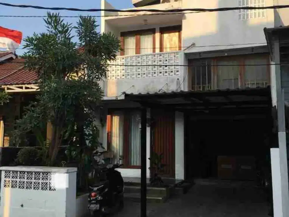 DIJUAL RUMAH SRENGSENG, JAKARTA BARAT

Luas tanah 96m²
Luas bangunan 150m²
3+1 Kamar tidur
2+1 Kamar mandi
Bangunan 2,5 lantai
Legalitas SHM
Hadap Barat
Air PAM
Listrik 2.200 watt
Carport 1 mobil
Row jalan 2 mobil 
Komplek tenang dan aman 1 gate system

H