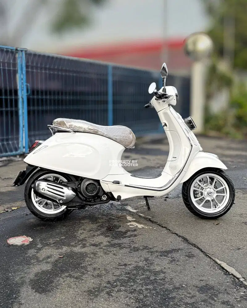 VESPA PRIMAVERA 150 IGET ABS FACELIFT 2021 BERGARANSI