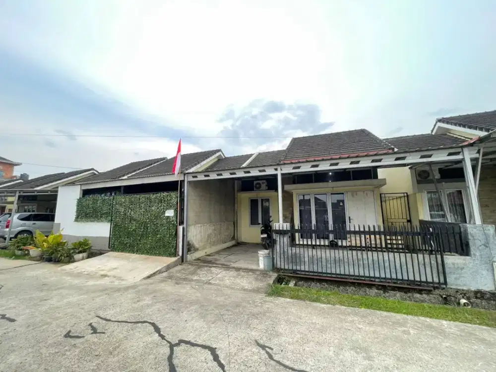 DIJUAL RUMAH OPI REGENCY 2 CLUSTER TOPAZ RESIDENCE JAKABARING PALEMBANG