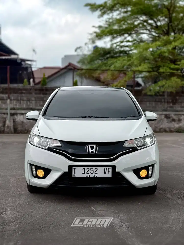 HONDA JAZZ RS MATIC 20116