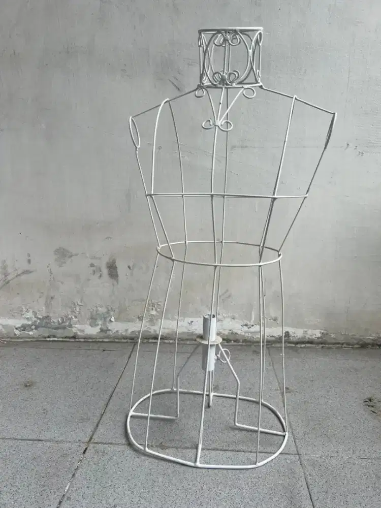 Manekin wanita jaring patung setengah badan