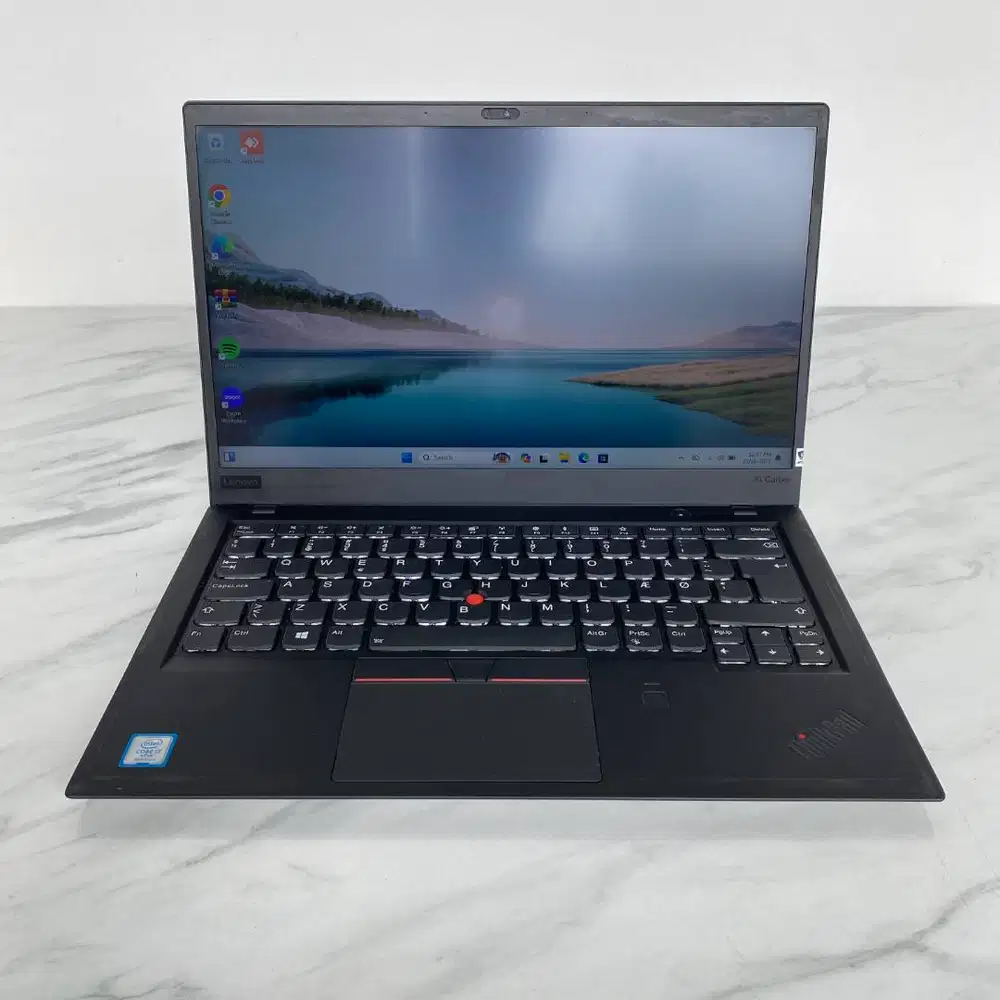 Laptop LenovoThinkpad X1 Carbon 6Th i5 gen 8 ram 8gb ssd 256gb murah
