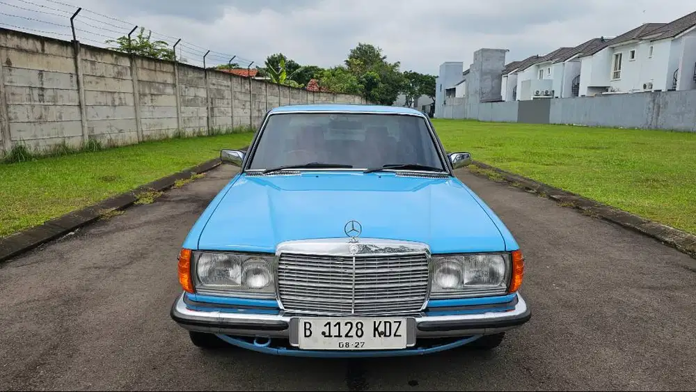 Mercedes Benz Tiger W123 280e Manual 1983 Mercy Tiger ChinaBlue Mulus