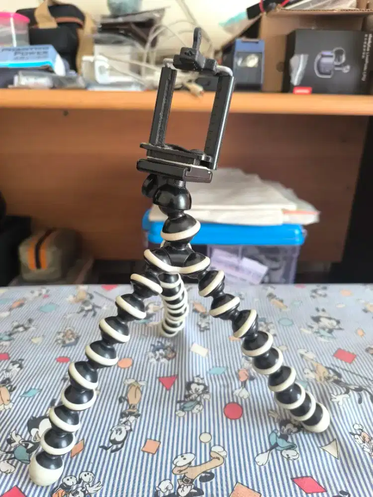 Gorilla pot untuk hp atau kamera