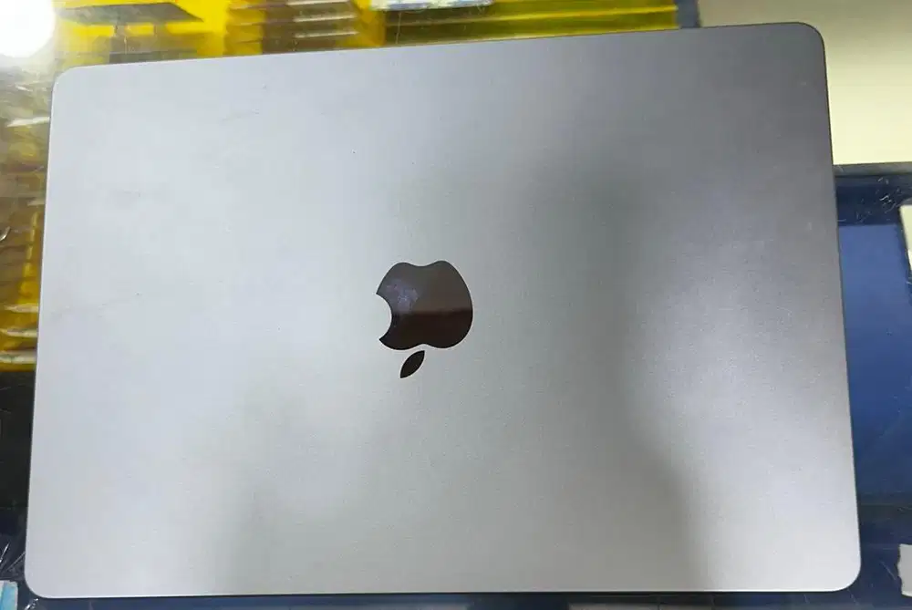Macbook air 13 inc 2025 m4