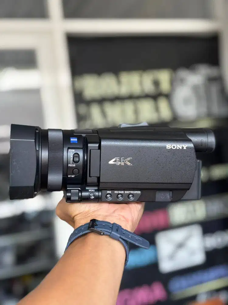 Sony FDR AX700 Mulus Siap Pakai