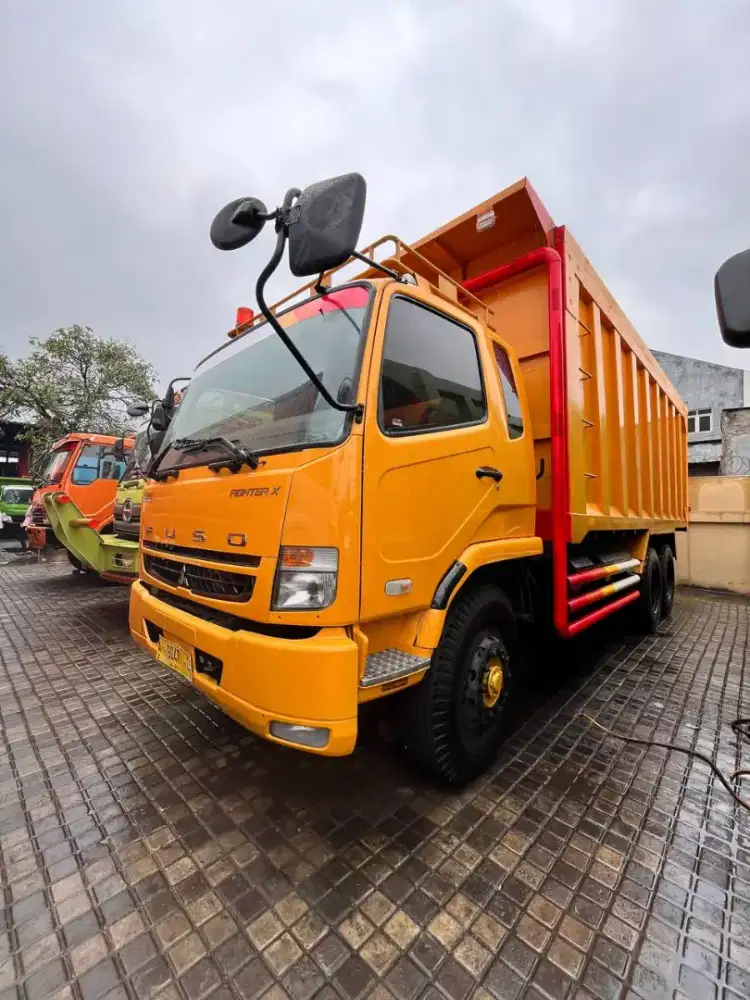 DUMPTRUK MITSHUBISHI FUSO FIGHTER X FN 62 HD 2023