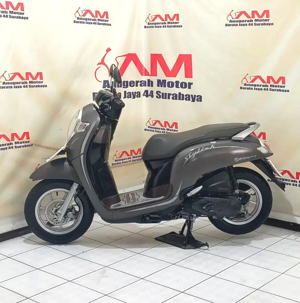 Am Barata #scoopy stylish Tahun 2020 Warna Abu abu