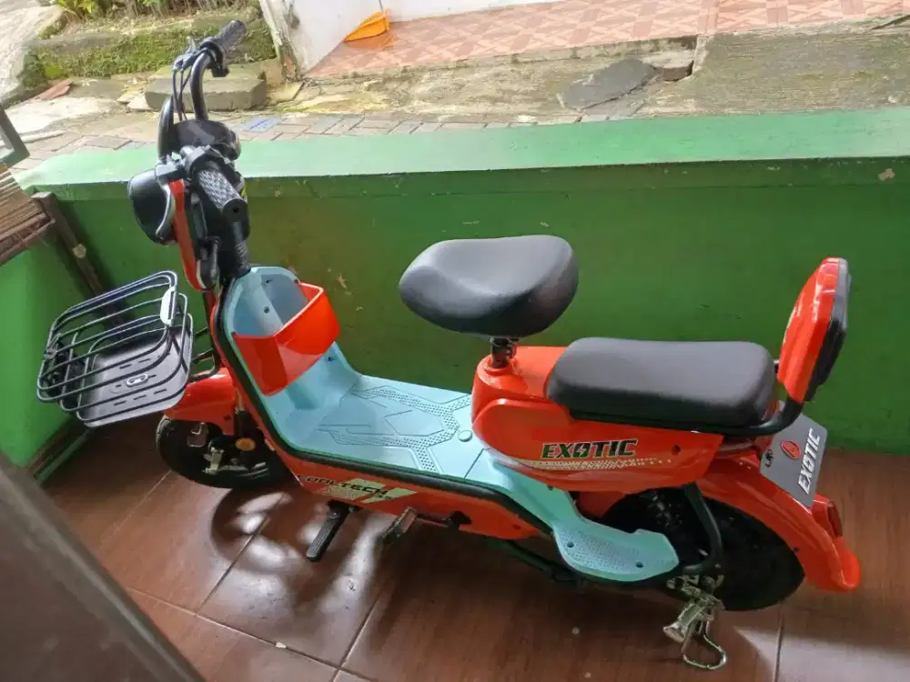 Sepeda listrik Exotic