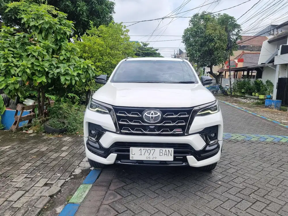 Toyota Fortuner 2.4 VRZ TRD Matic 2021 Diesel