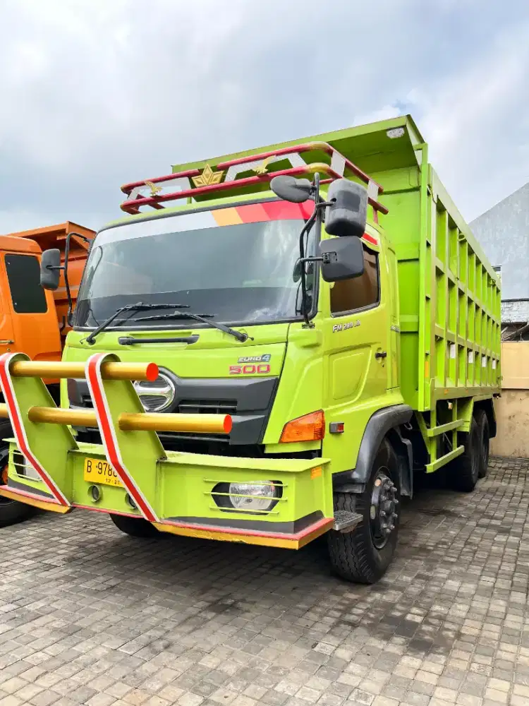 DUMPTRUK HINO 500 FM 280 JD 2022