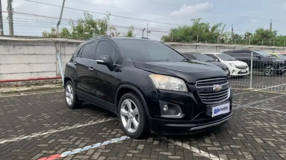 DP RENDAH - Chevrolet Trax 1.4 LTZ Bensin-AT 2016 STBS