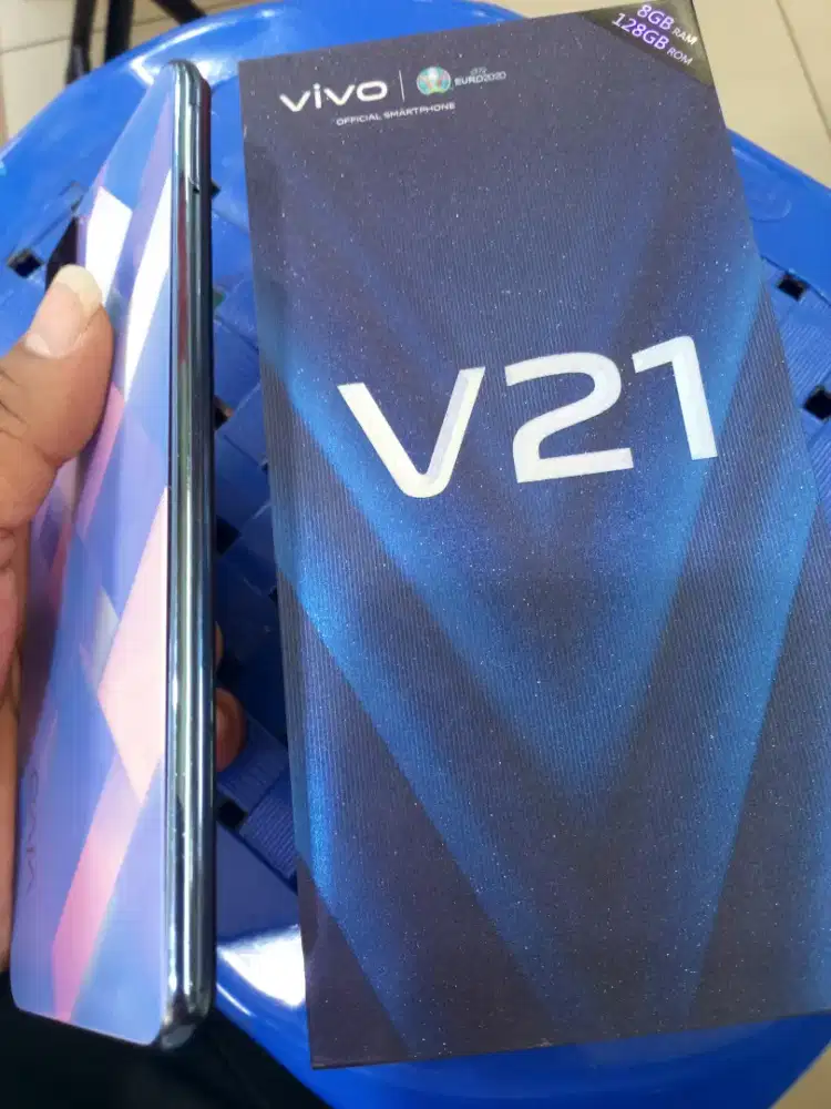 Vivo v21 4G ram 8/128