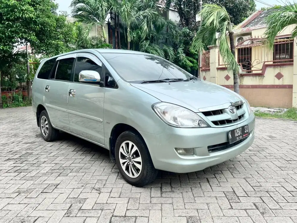 Kijang innova V 2006 pmk Tgn 1 Orian Kempreng Utuh irit Kaki Senyap