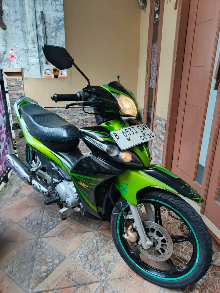 Yamaha Jupiter z 2010 tangan pertama dari baru pajak on std original