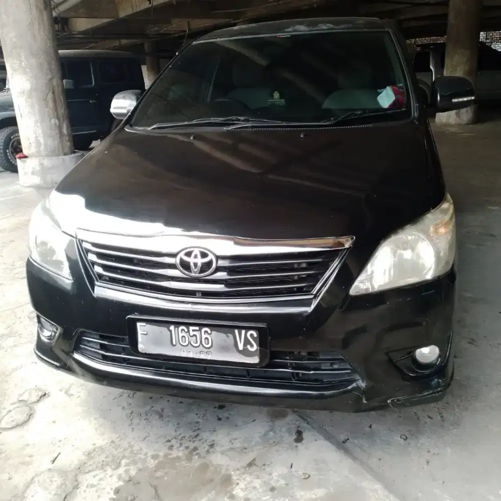 Mobil di jual Inova Tipe G manual thn 2012