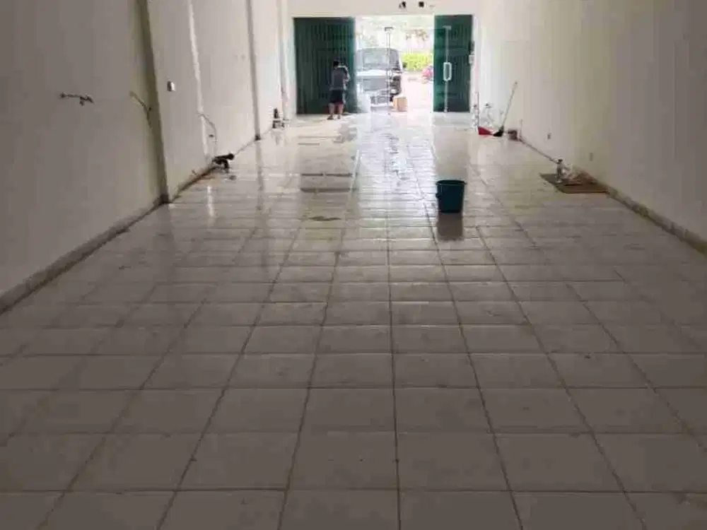 Lokasi Strategis Pinggir Jalan Raya Kawasan Bisnis Cocok Untuk Usaha Atau Kantor