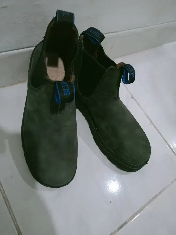 Sepatu safety blue steel