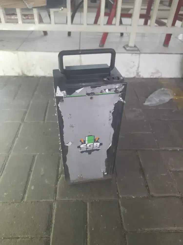 Batre motor listrik volta