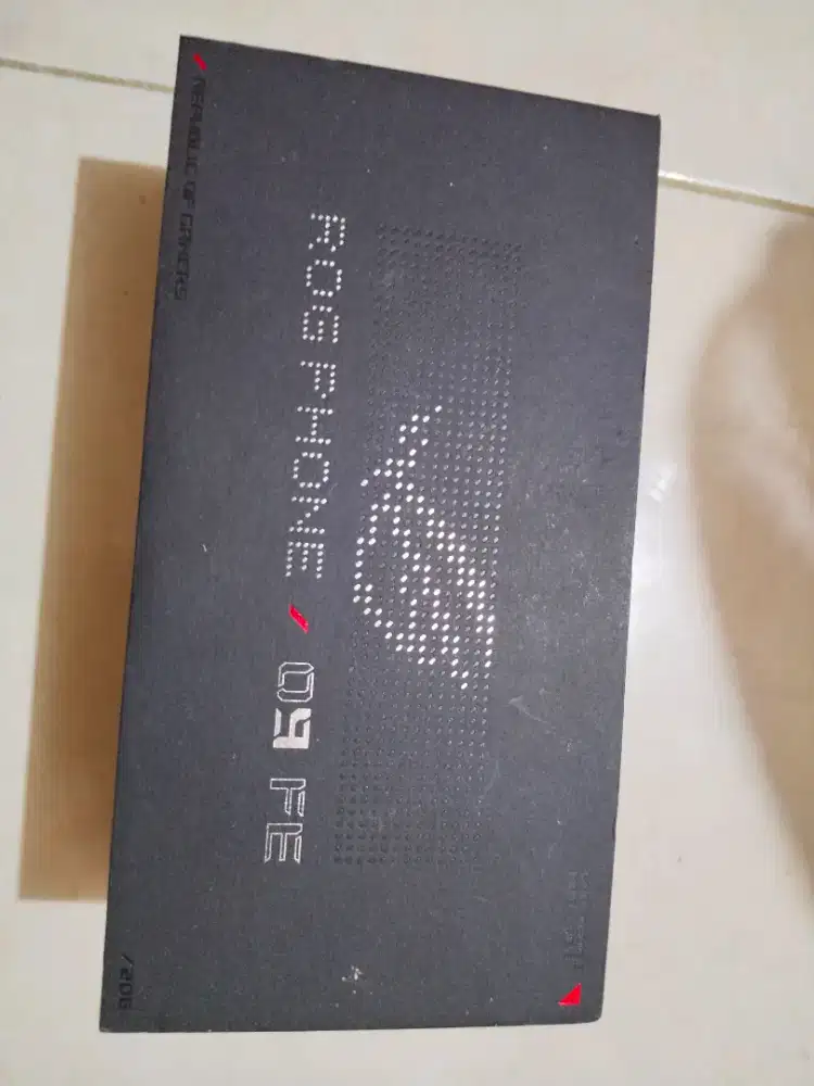 Dijual dusbuk, charger, casing HP Asus ROG PHONE 09 FE