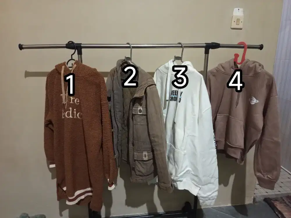 Hoodie jaket masih bagus terawat prelove