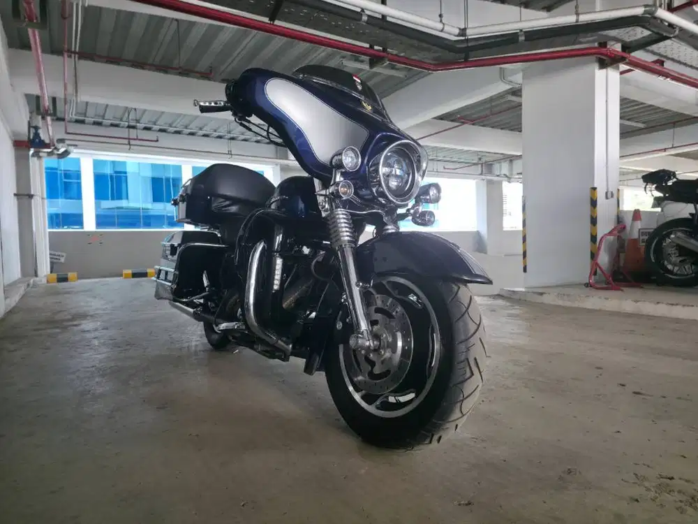 Harley Davidson Street Glide 2006 Full Paper