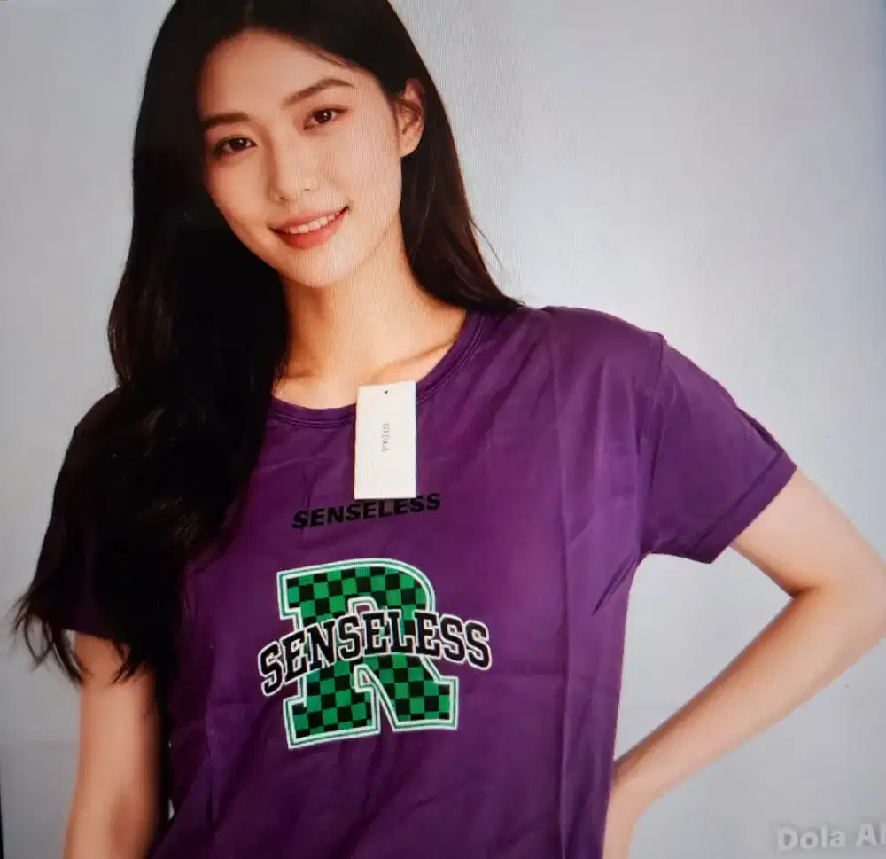 Kaos wanita murah meriah