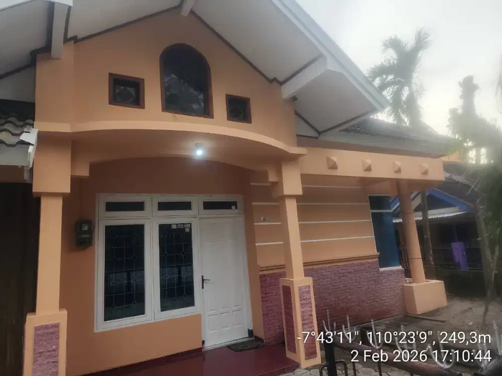 Rumah disewakan tahunan