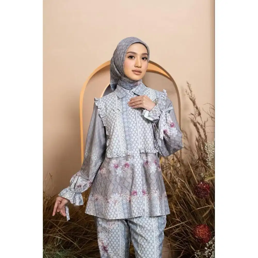 Klamby Mariri blouse