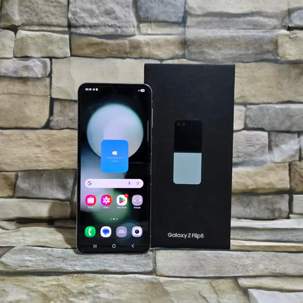 Samsung Galaxy Z Flip 5 5G 8/512 Fulset segel mulus 98%